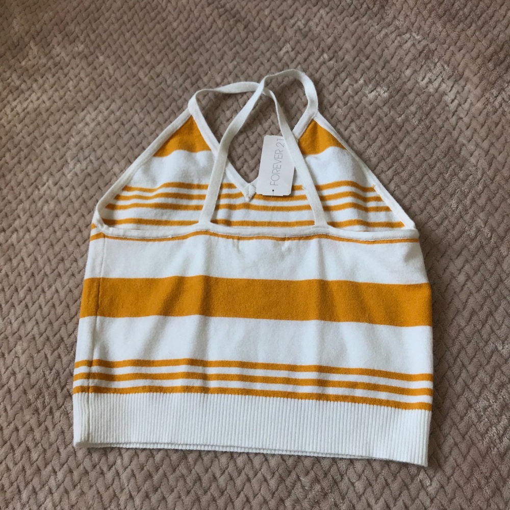 Crop top - Picture 2 of 2